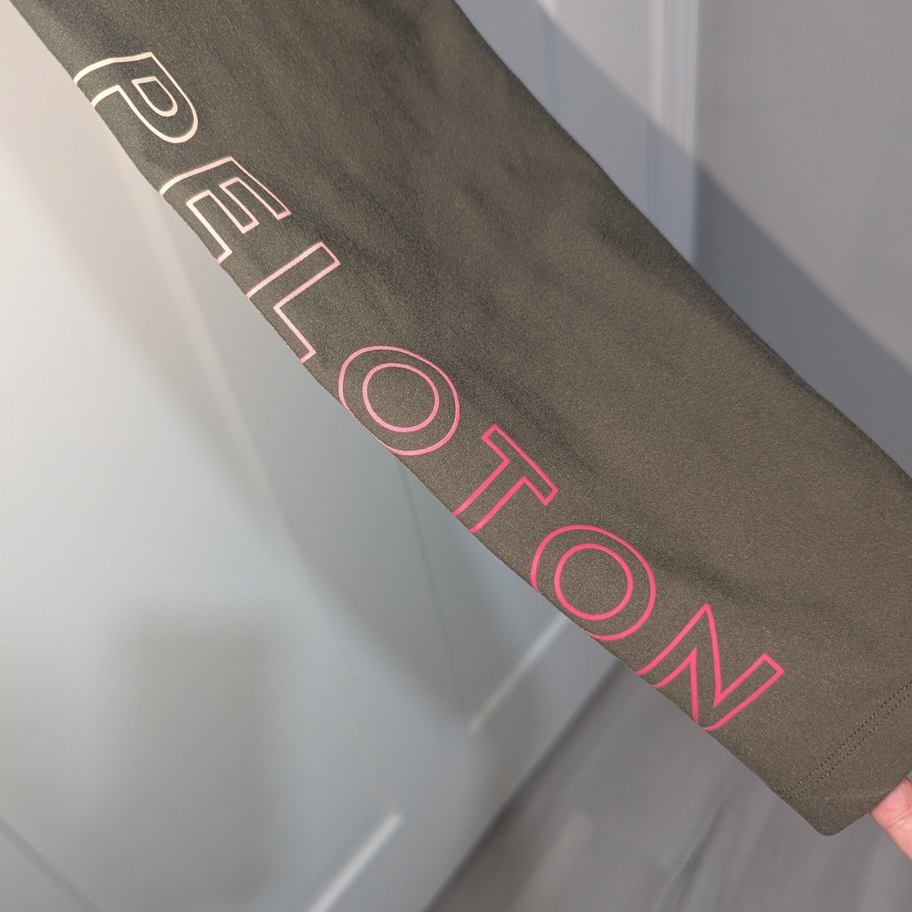 Women's Peloton Leggings - Picture 3 of 3